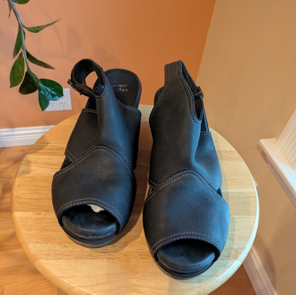 Dansko Black Leather Wedges Size 40